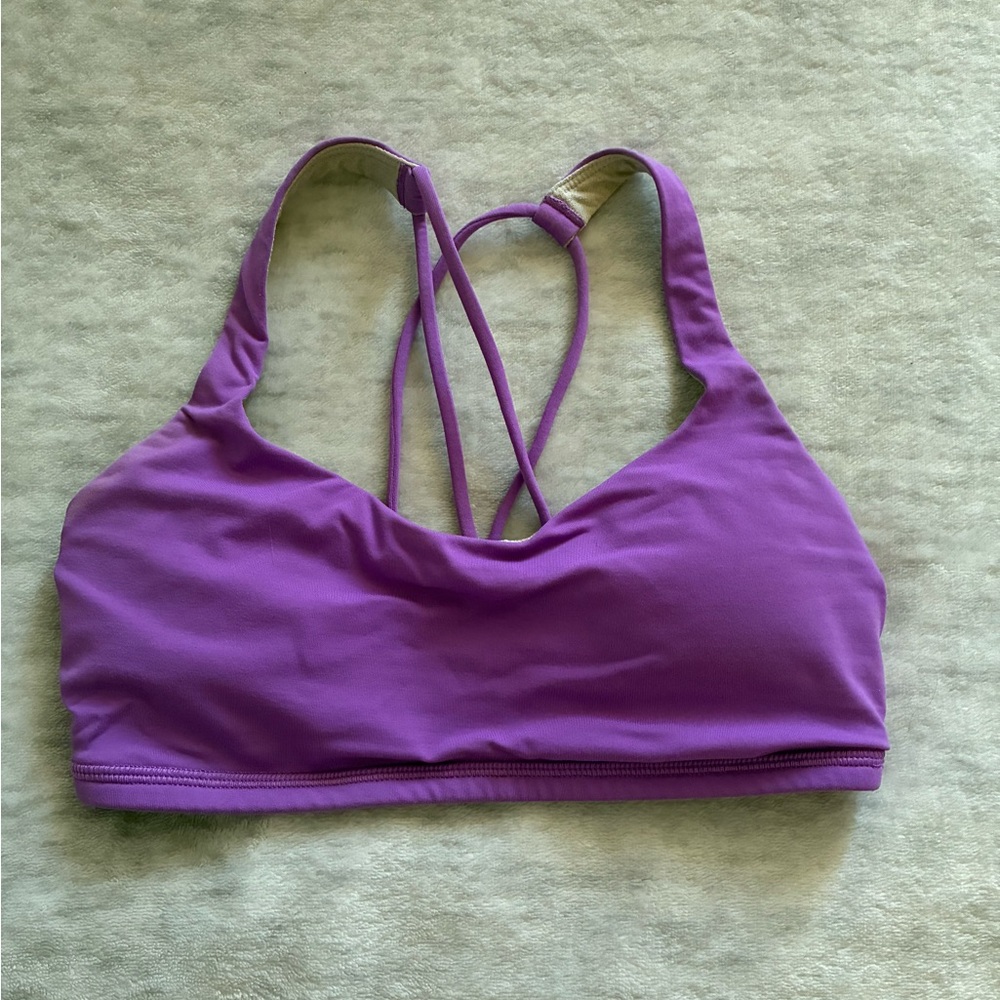 Lululemon sports bra